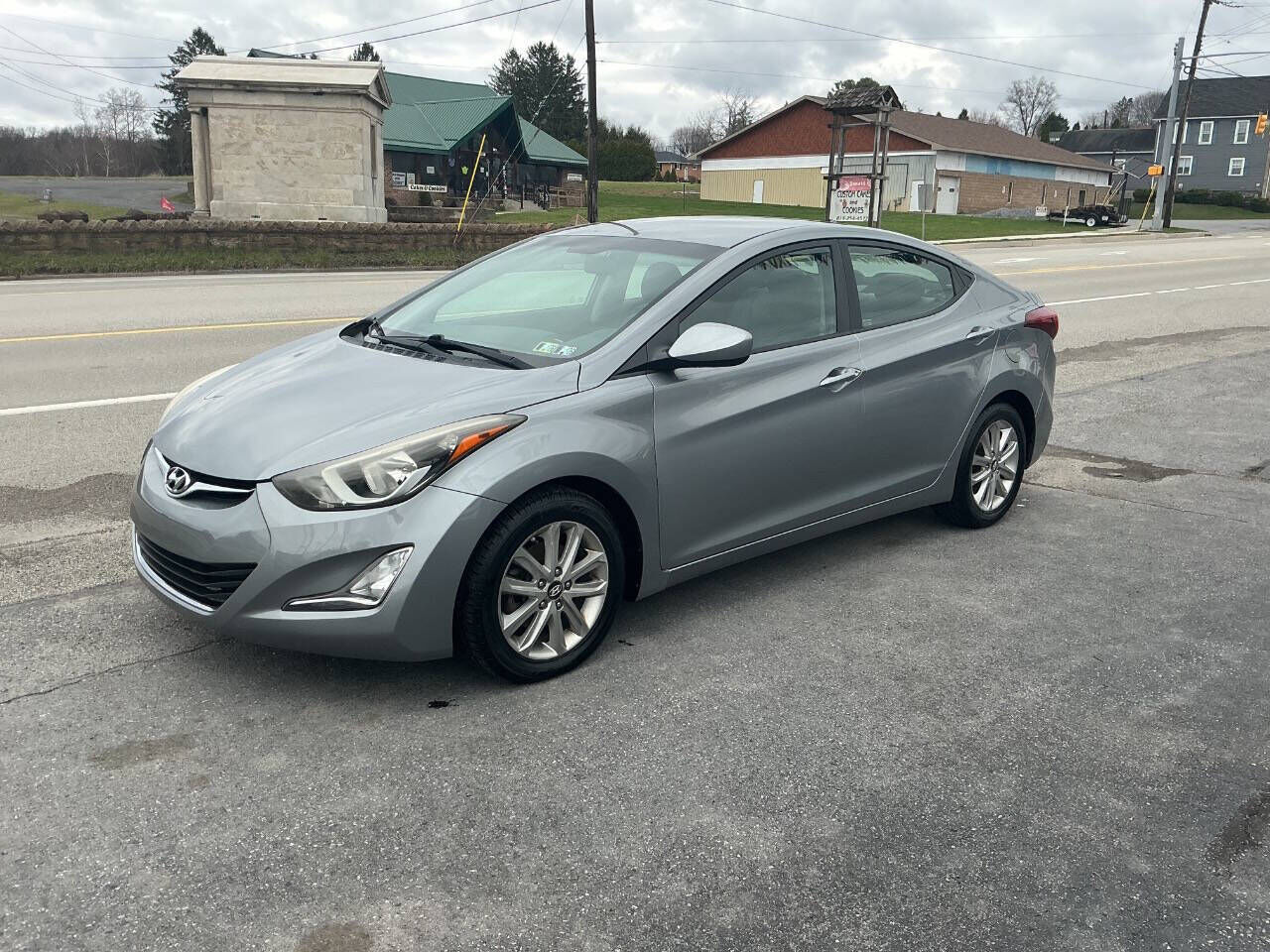 2015 HYUNDAI Elantra