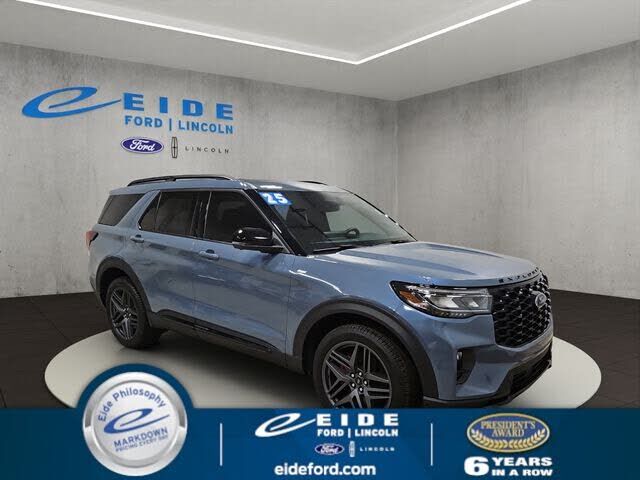 2025 FORD Explorer