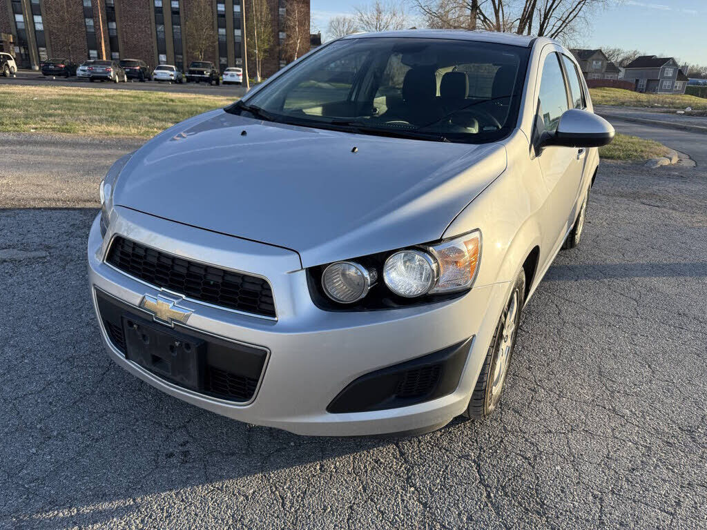 2013 CHEVROLET Sonic