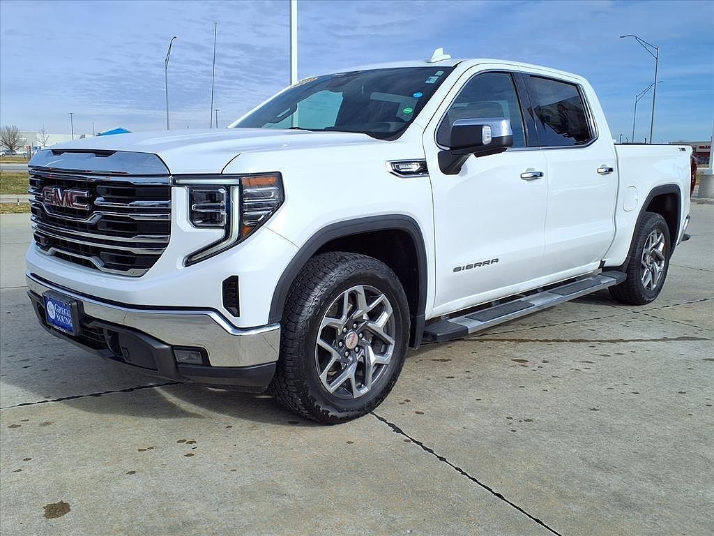 2023 GMC Sierra