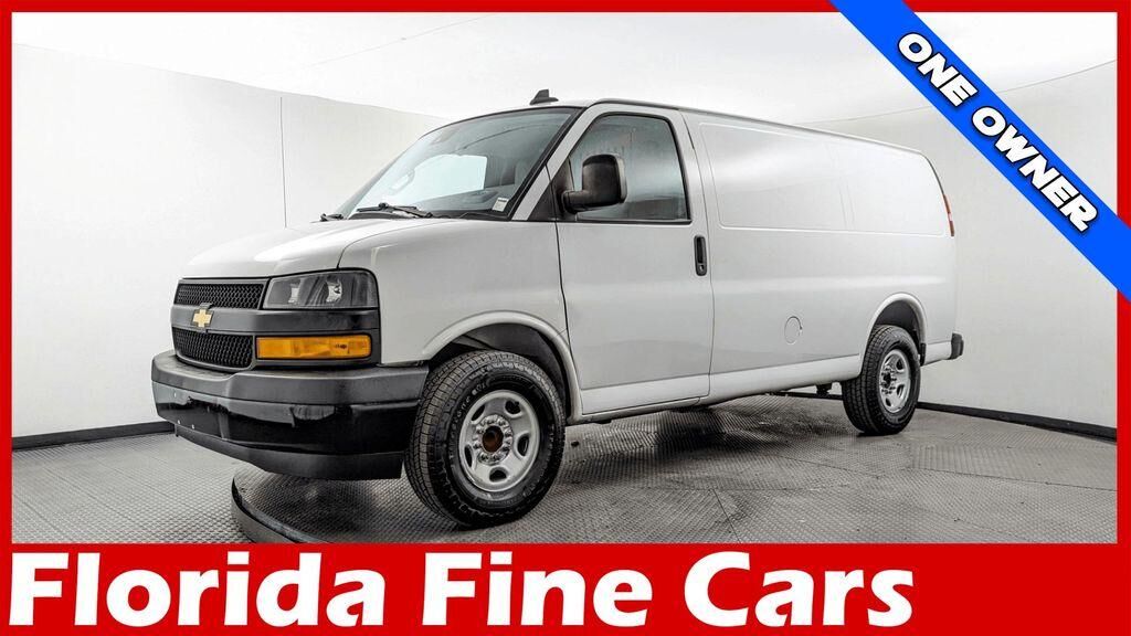 2021 CHEVROLET Express