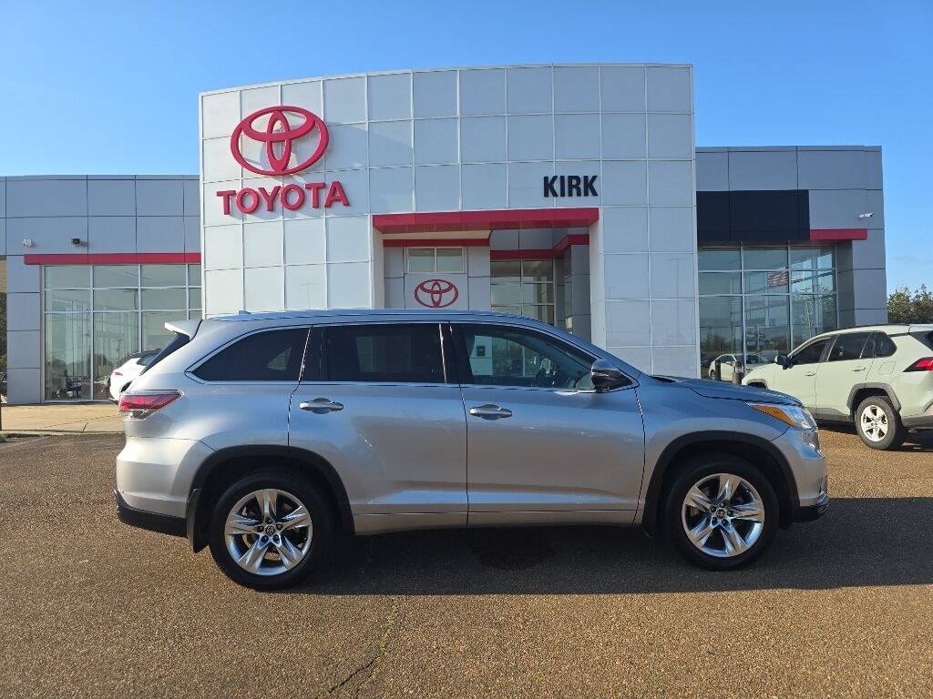 2016 TOYOTA Highlander