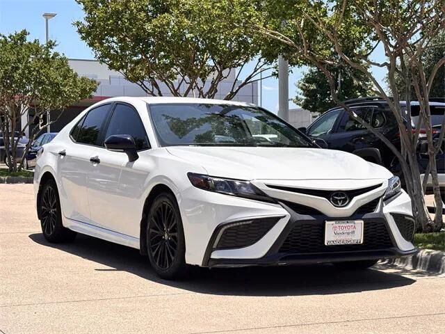 2022 TOYOTA Camry