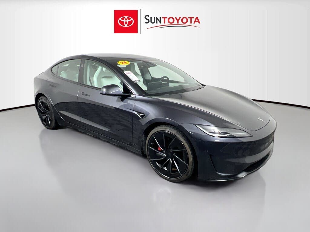 2024 TESLA Model 3