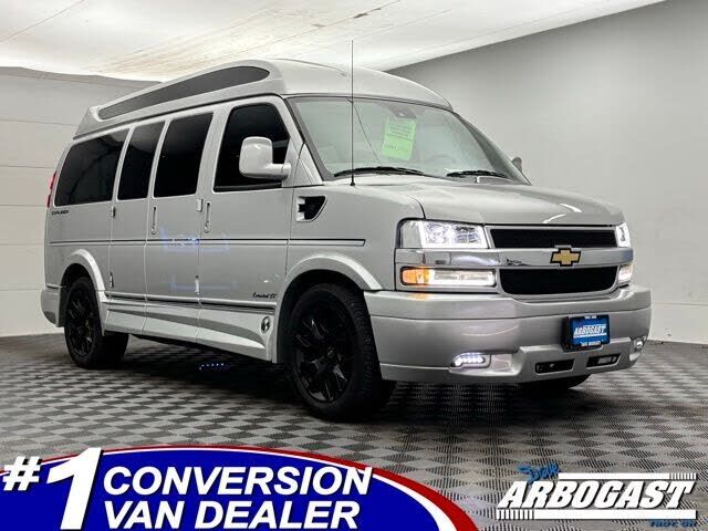 2024 CHEVROLET Express