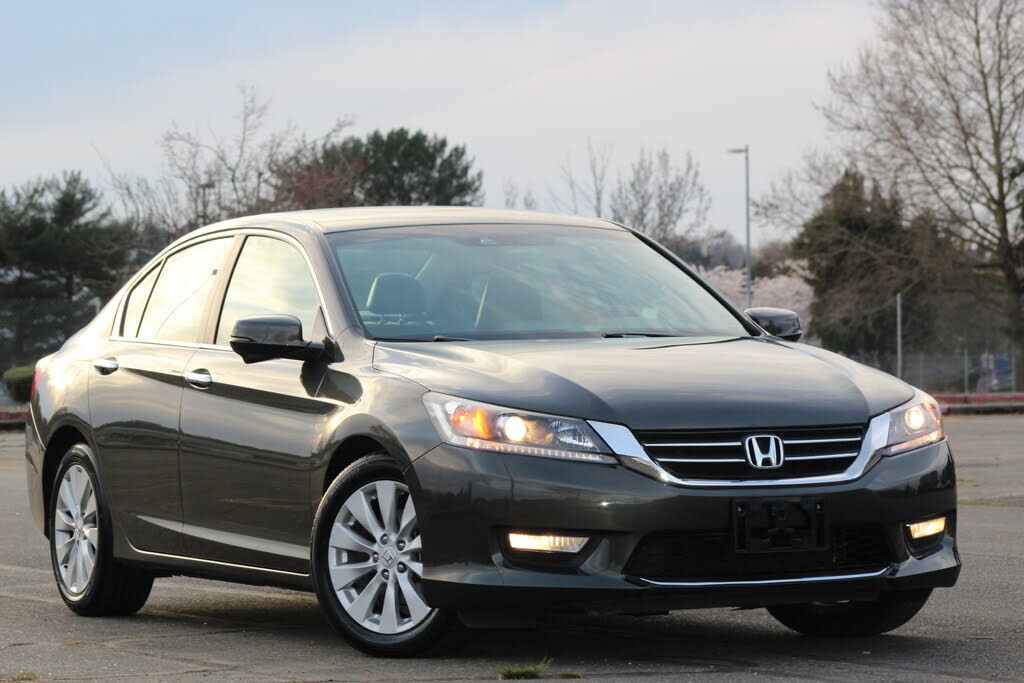 2013 HONDA Accord