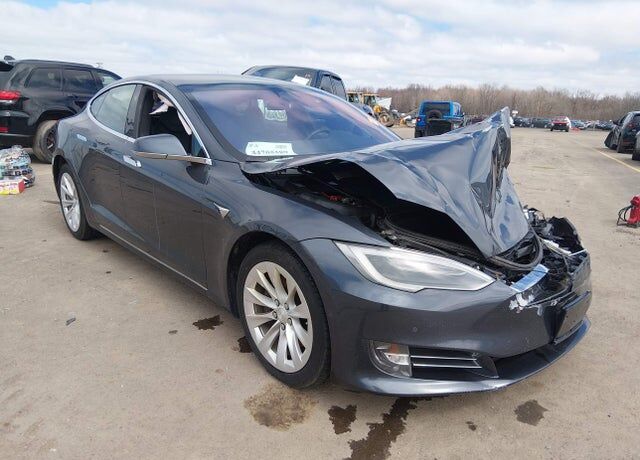 2018 TESLA Model S