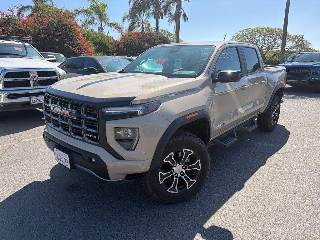 2024 GMC Canyon
