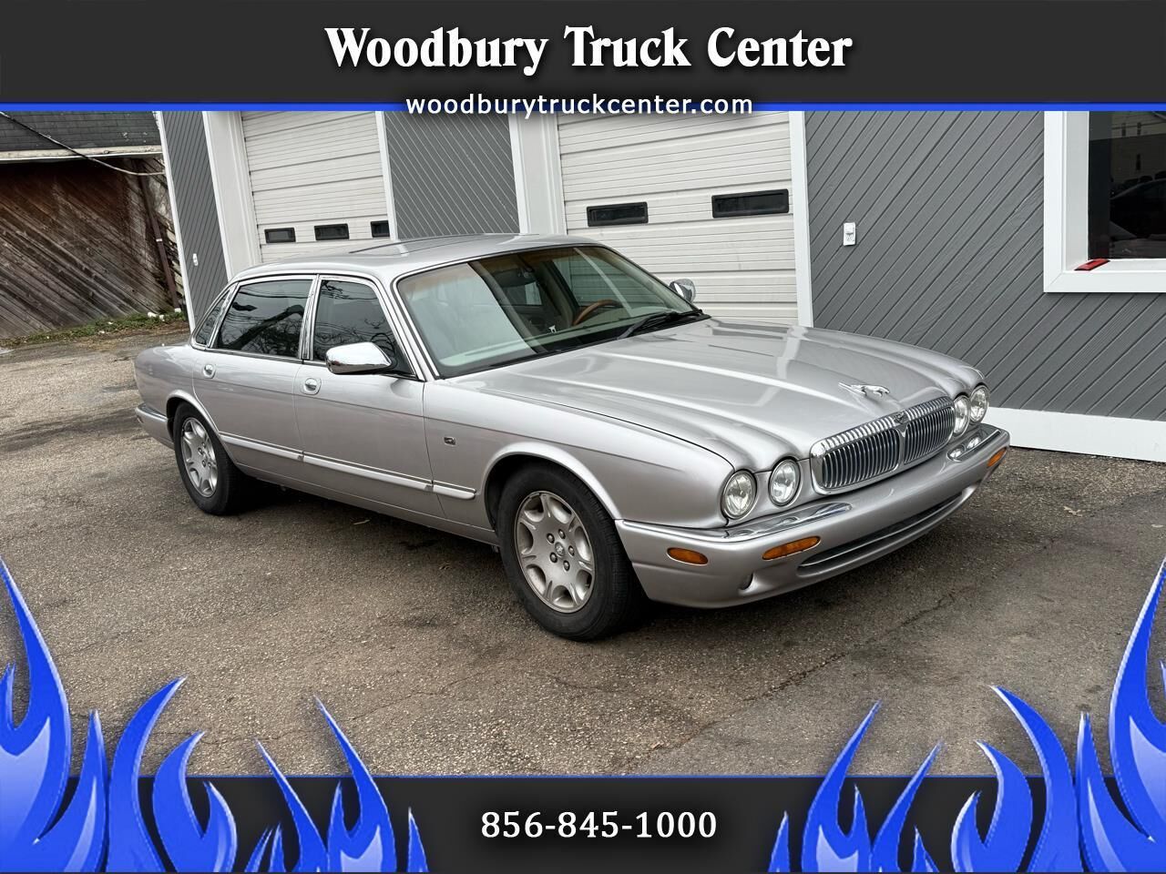 2001 JAGUAR Vanden Plas
