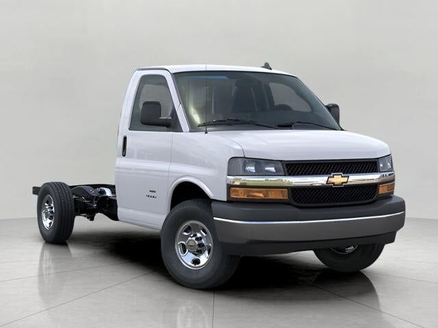 2026 CHEVROLET Express