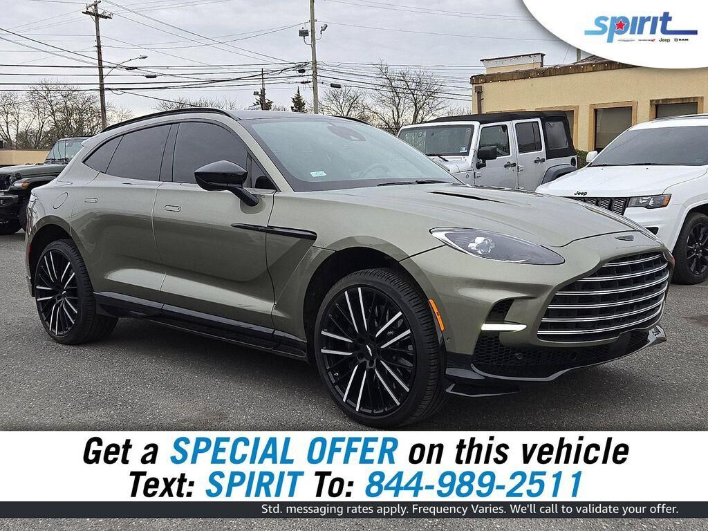 2024 ASTON MARTIN DBX