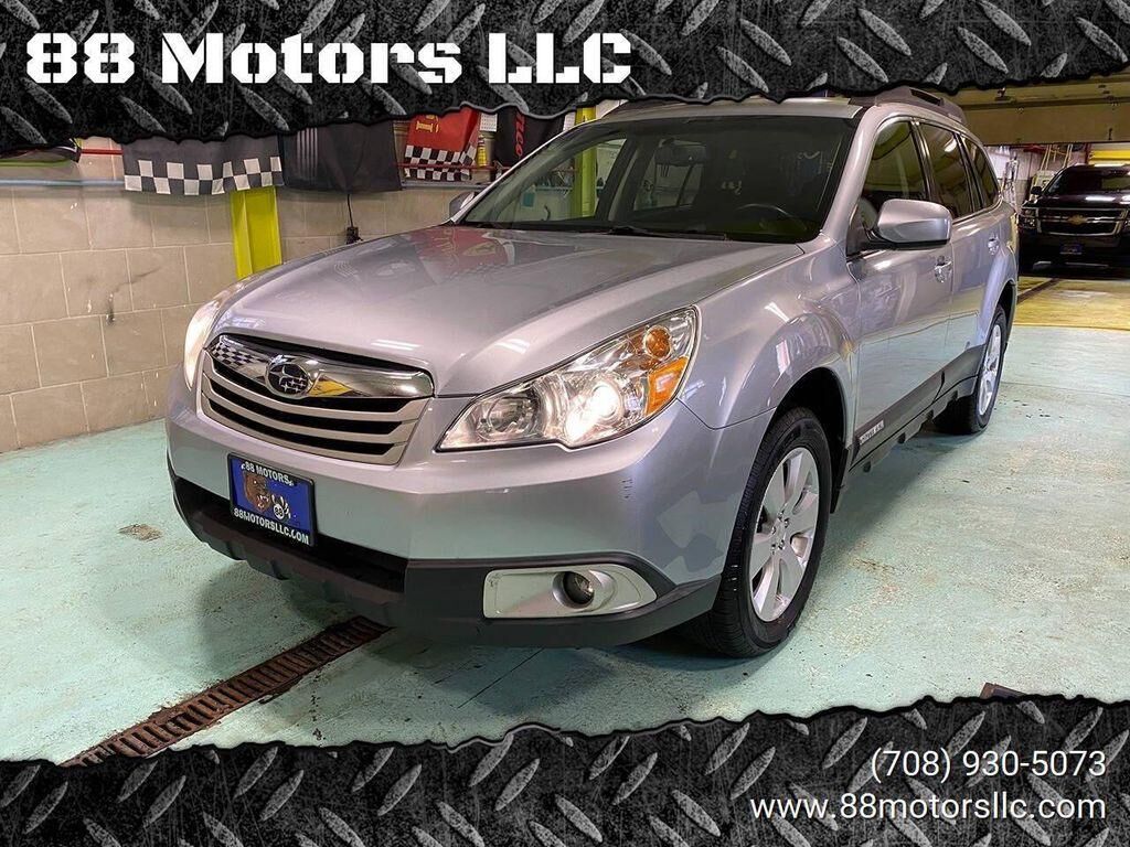 2012 SUBARU Outback