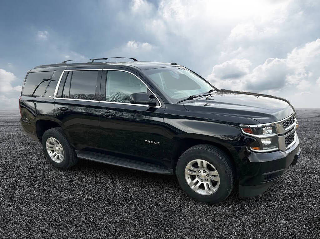 2017 CHEVROLET Tahoe