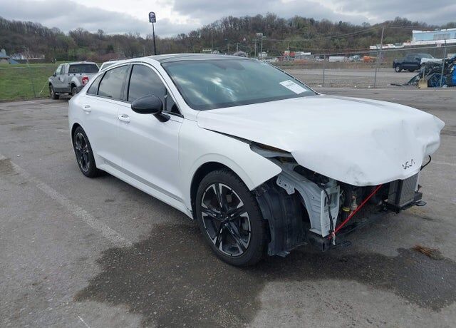 2023 KIA K5