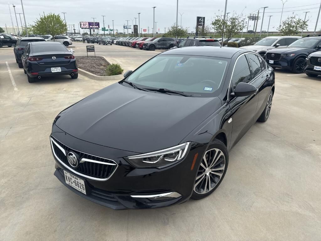 2018 BUICK Regal