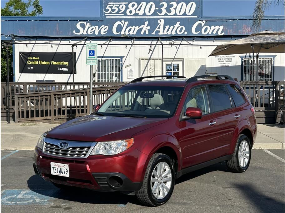 2012 SUBARU Forester