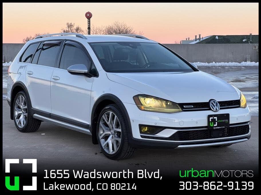 2017 VOLKSWAGEN Golf Alltrack
