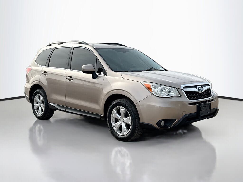 2015 SUBARU Forester
