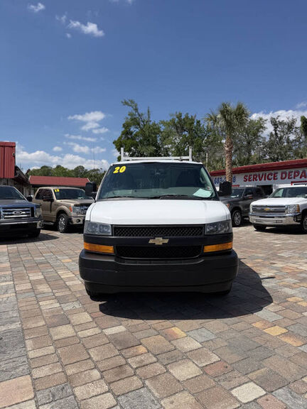 2020 CHEVROLET Express
