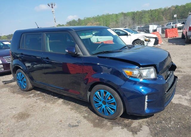 2015 TOYOTA SCION