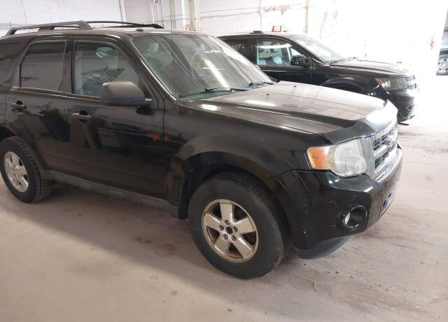 2009 FORD Escape