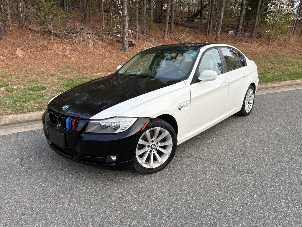 2011 BMW 3 Series