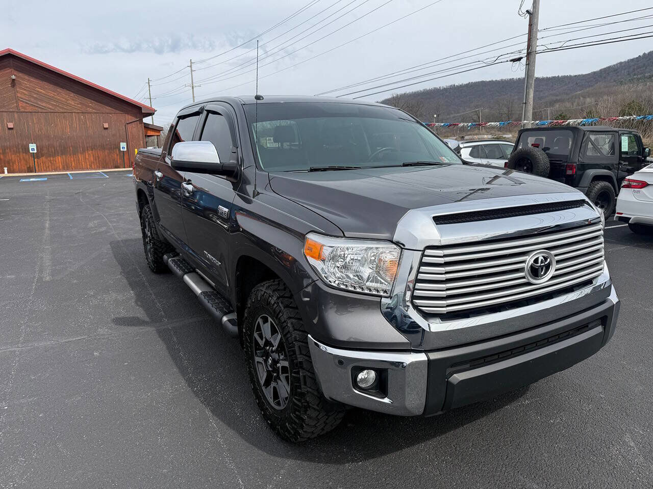 2016 TOYOTA Tundra