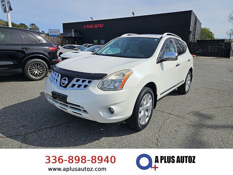2011 NISSAN Rogue