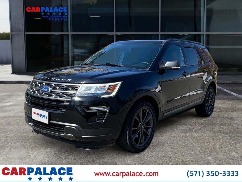 2018 FORD Explorer