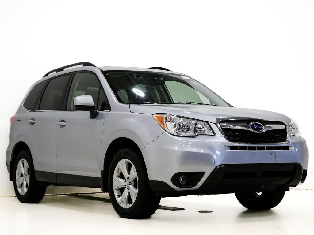2016 SUBARU Forester
