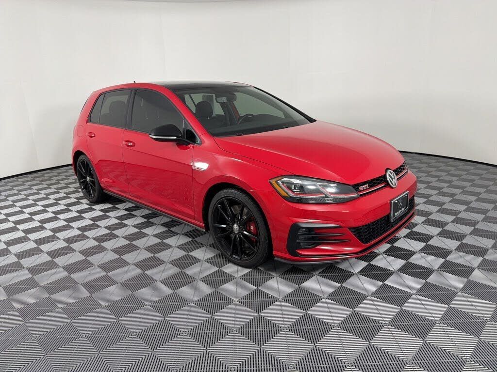 2021 VOLKSWAGEN Golf GTI
