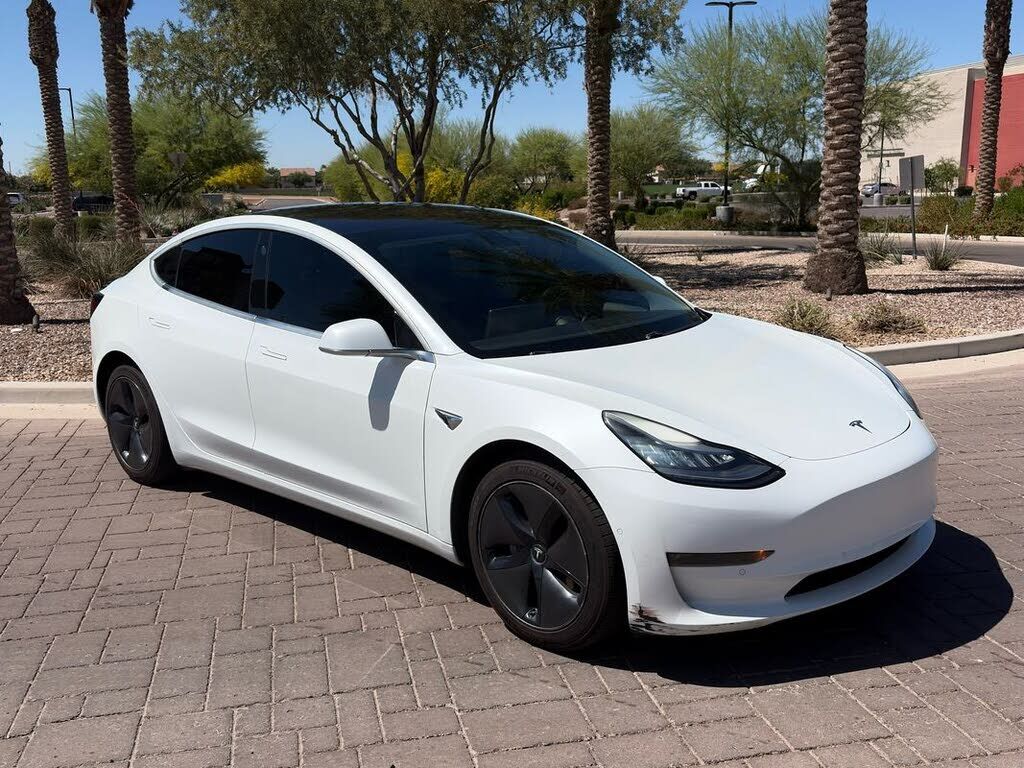 2019 TESLA Model 3