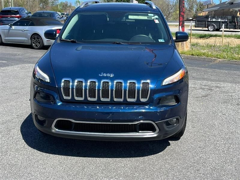 2018 JEEP Cherokee