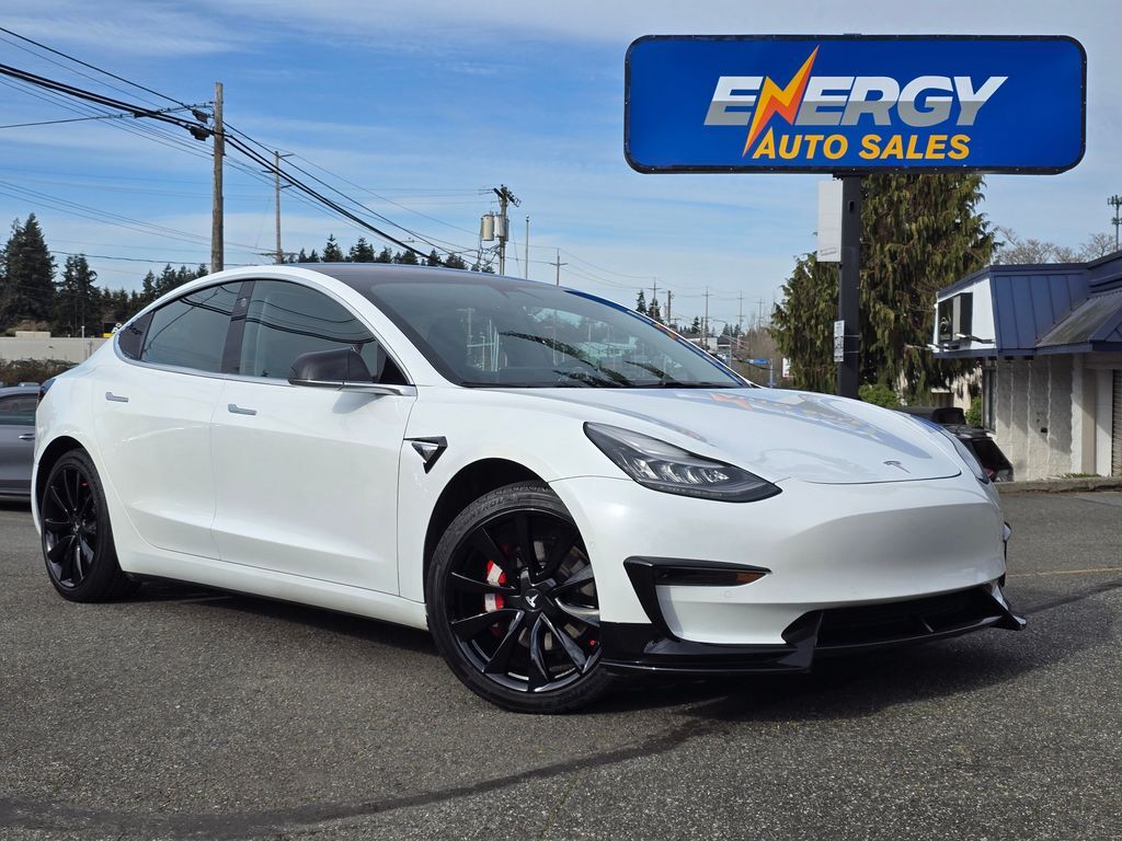 2018 TESLA Model 3