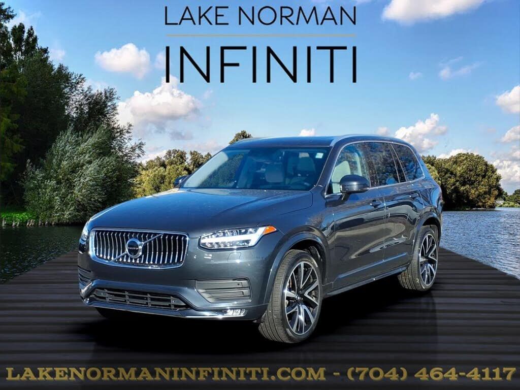 2022 VOLVO XC90
