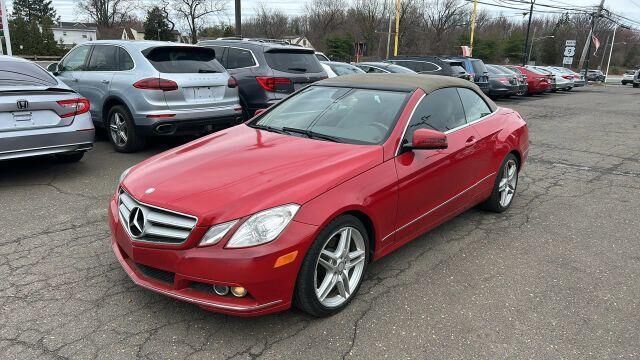 2011 MERCEDES-BENZ E-Class