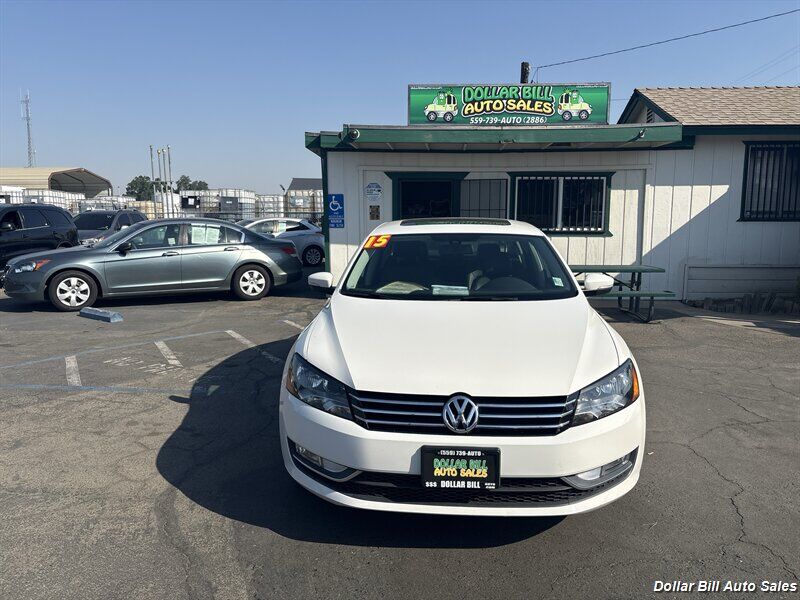 2015 VOLKSWAGEN Passat