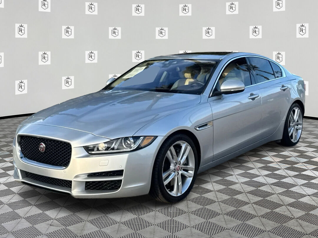 2017 JAGUAR XE