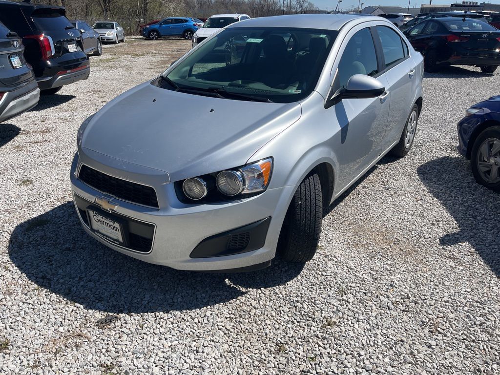 2016 CHEVROLET Sonic