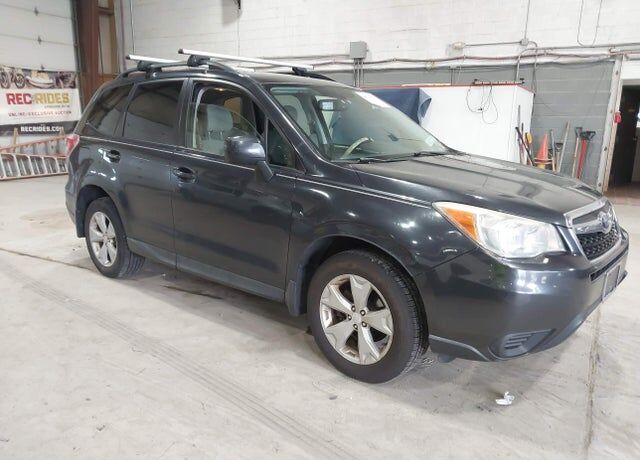 2014 SUBARU Forester
