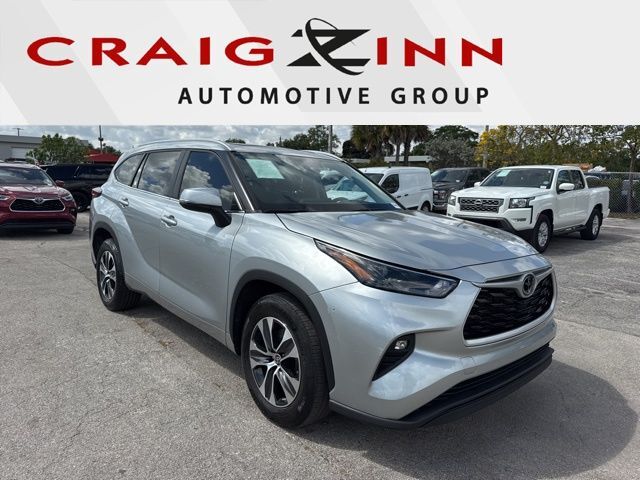 2024 TOYOTA Highlander