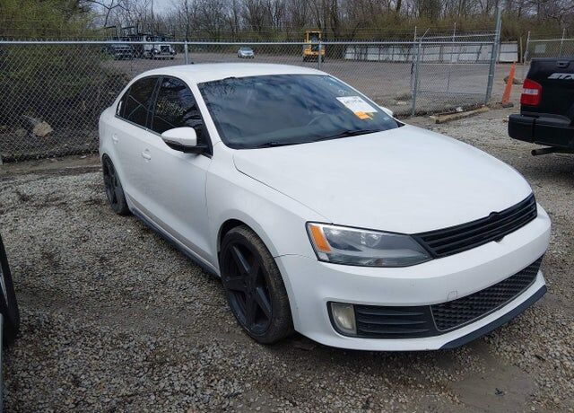 2012 VOLKSWAGEN Jetta