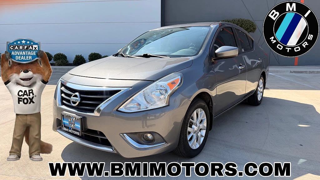 2017 NISSAN Versa