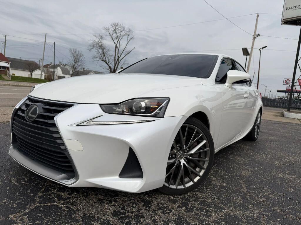2017 LEXUS IS