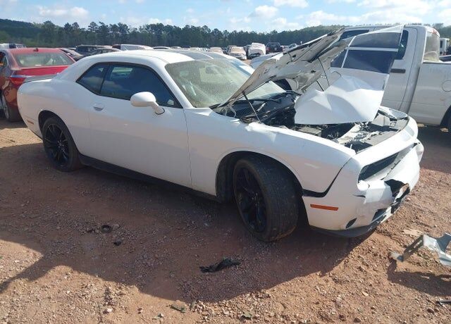 2017 DODGE Challenger