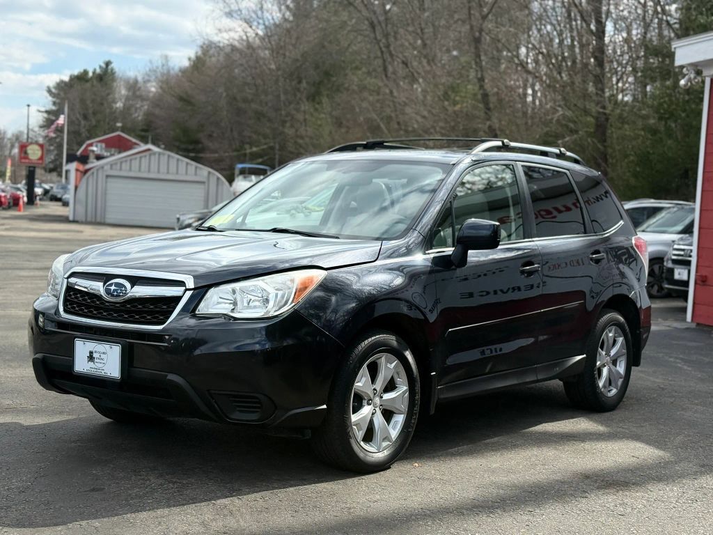2014 SUBARU Forester