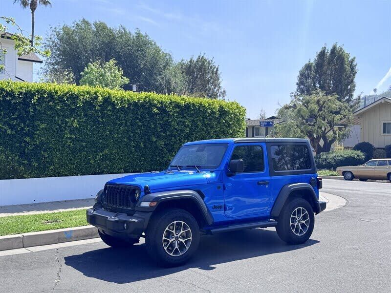 2025 JEEP Wrangler