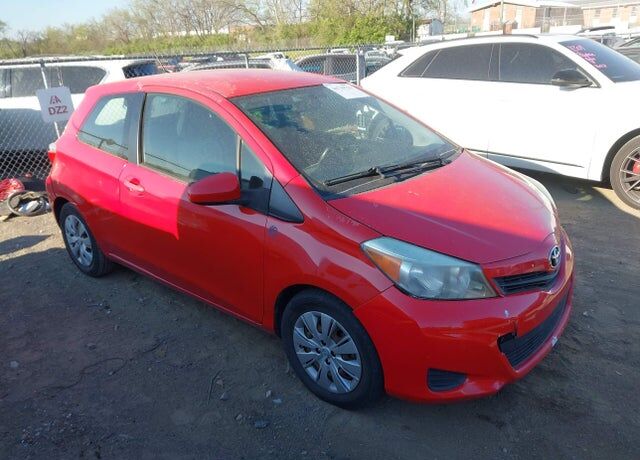 2012 TOYOTA Yaris