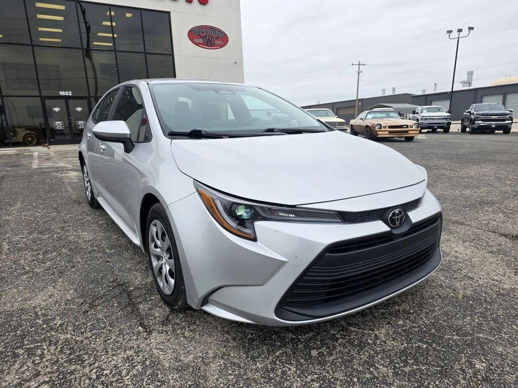 2023 TOYOTA Corolla