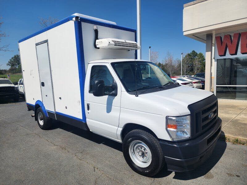 2024 FORD E-350